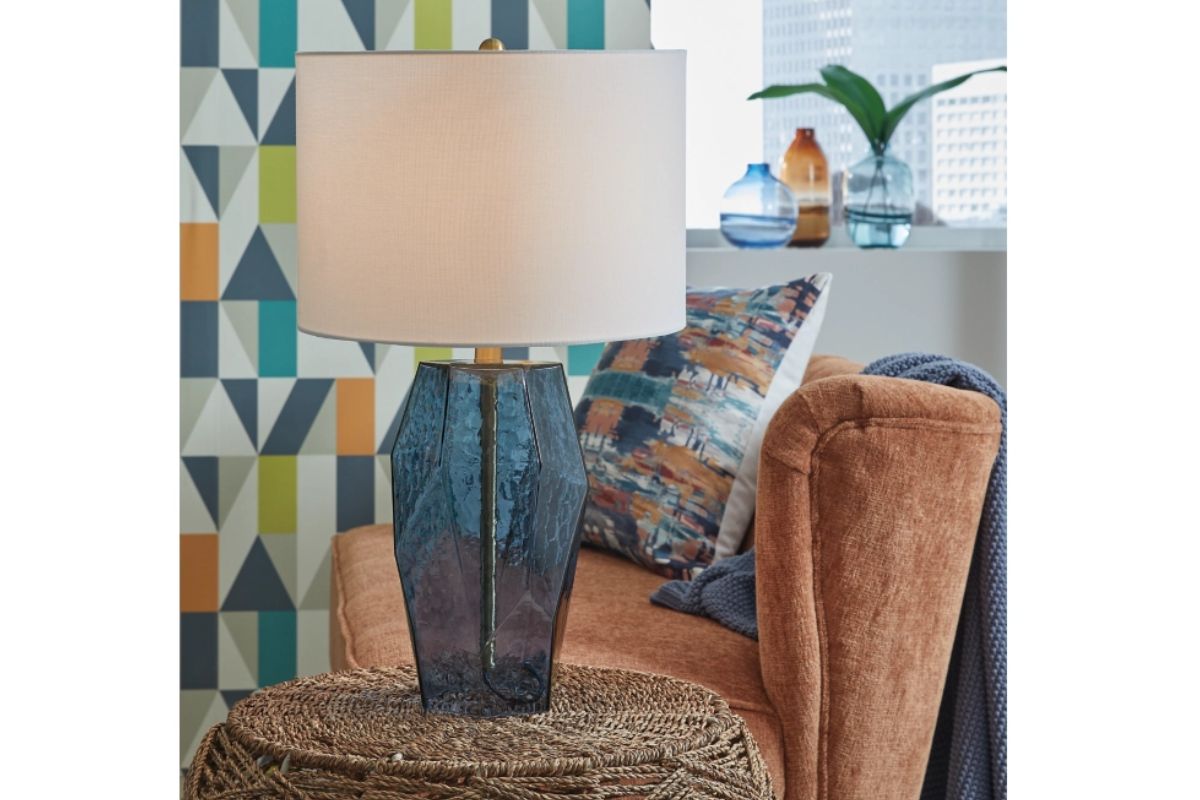 860150791:Tallow Lamp, Styled