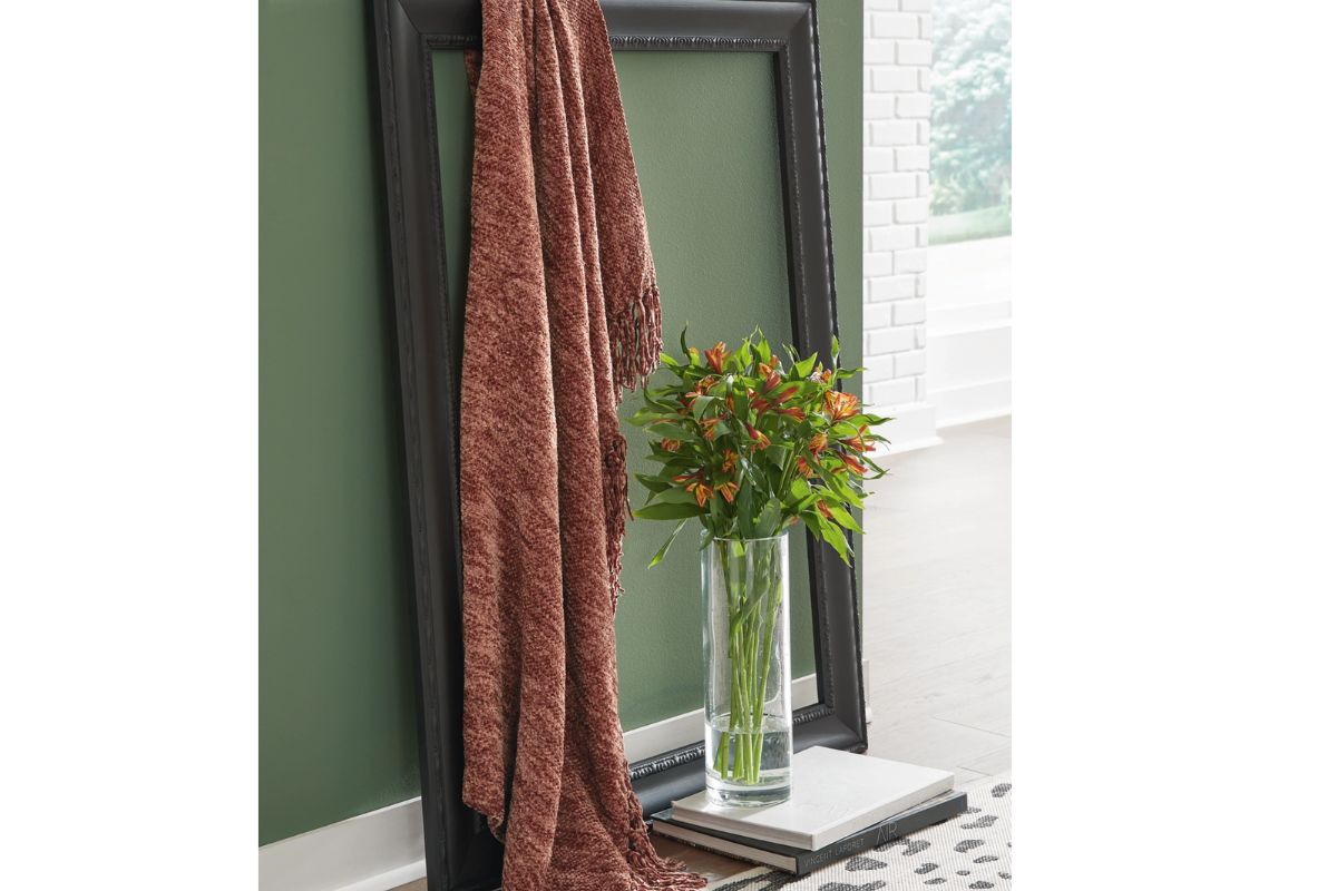 722633085:Tamish Throw Blanket, Styled