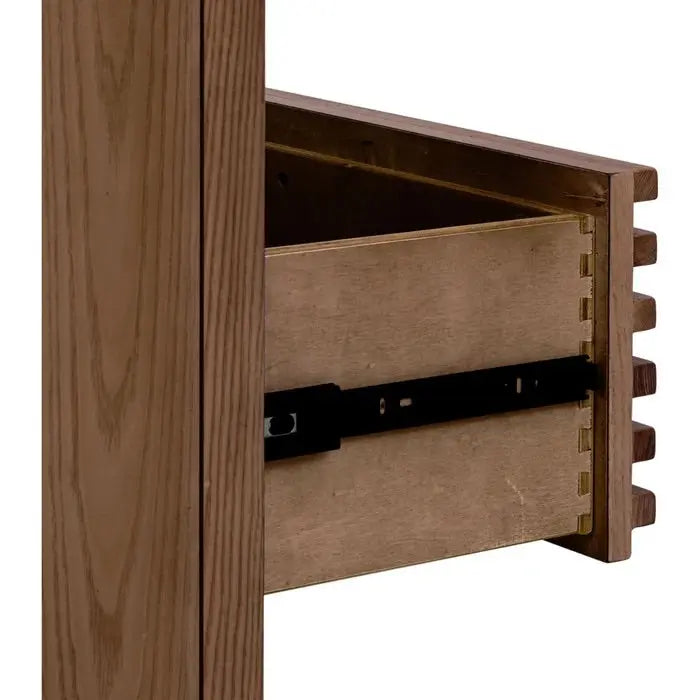 076390407:Tanner Dresser, 