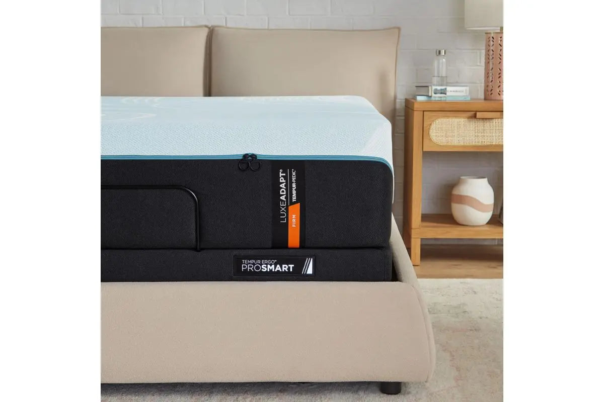 496289279:Tempur Pedic Tempur Luxe Adapt, Styled