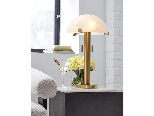 674197975:Tobbinsen Lamp, Styled