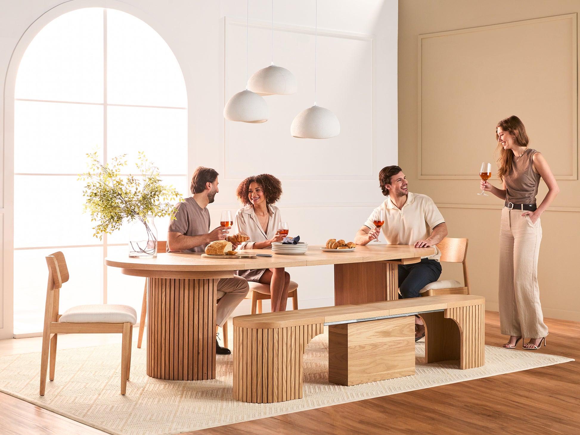 TRANSFM09:Transformer Round Dining Table, Styled