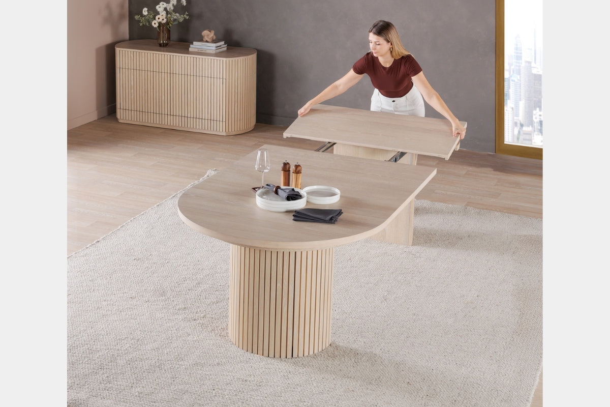TRANSFM60:Transformer Round Dining Table, Styled