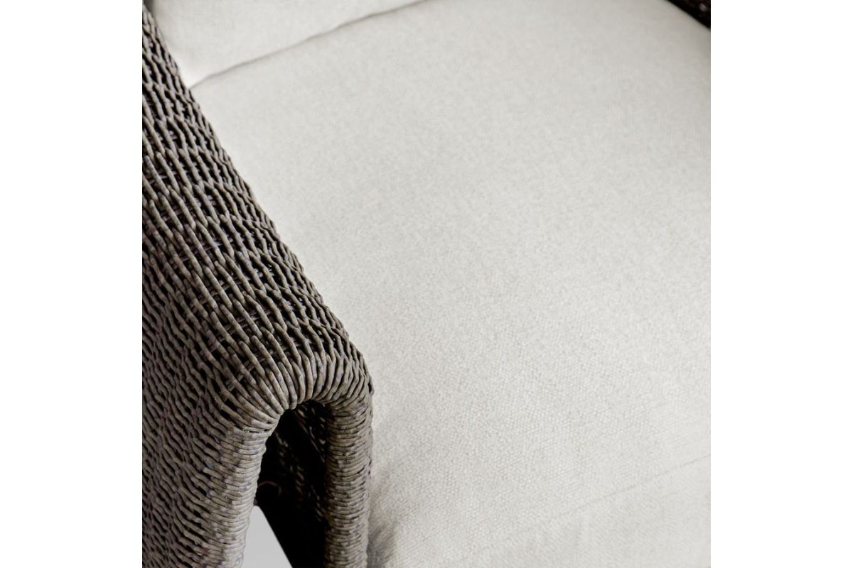 667929848:Tropic Outdoor Lounge Chair, 