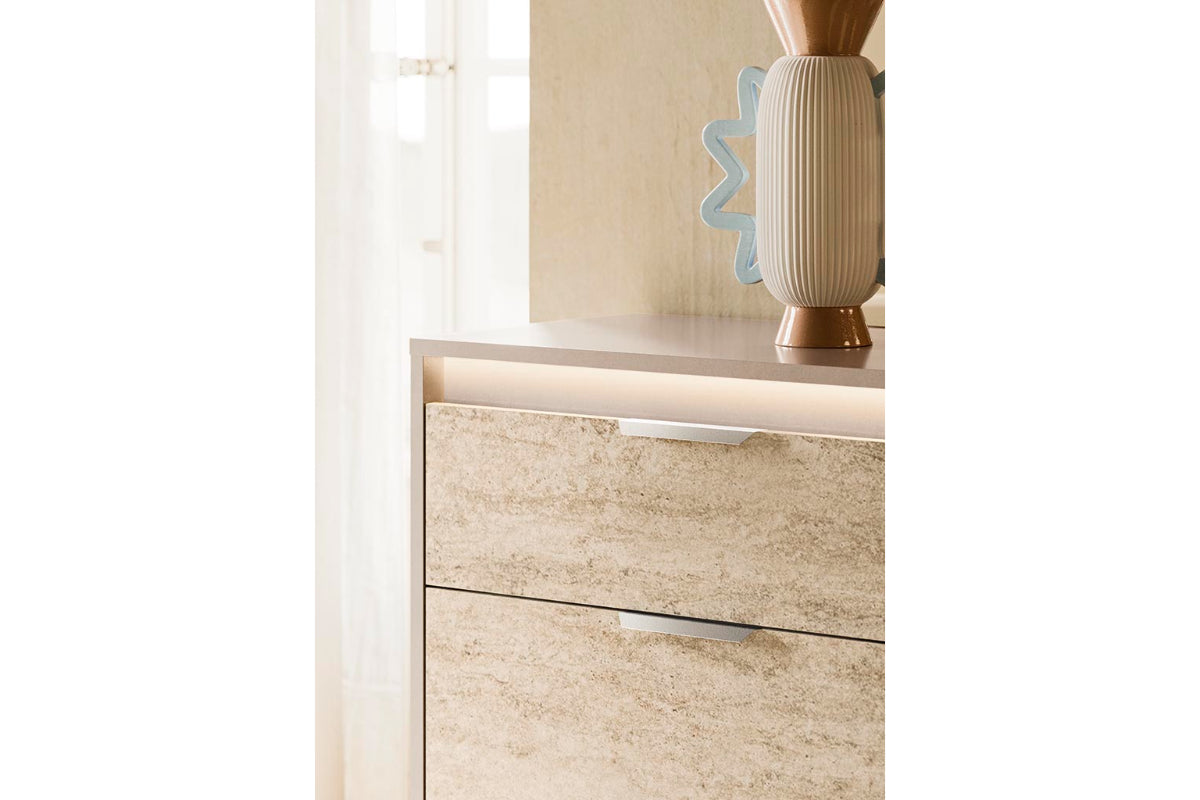 TULLIA100:Tullia Dresser, 