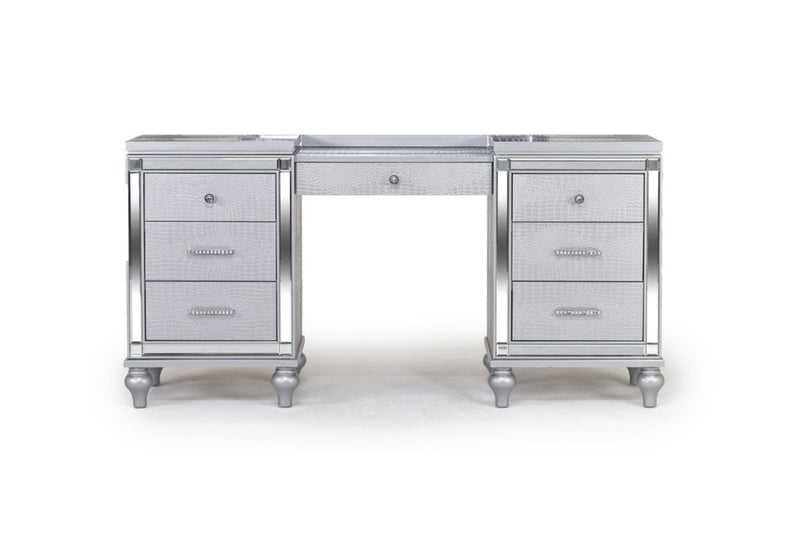 660514772:Valentino Vanity, Front