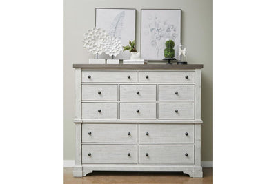 VALLEYR50:Valley Ridge Mans Chest, Styled