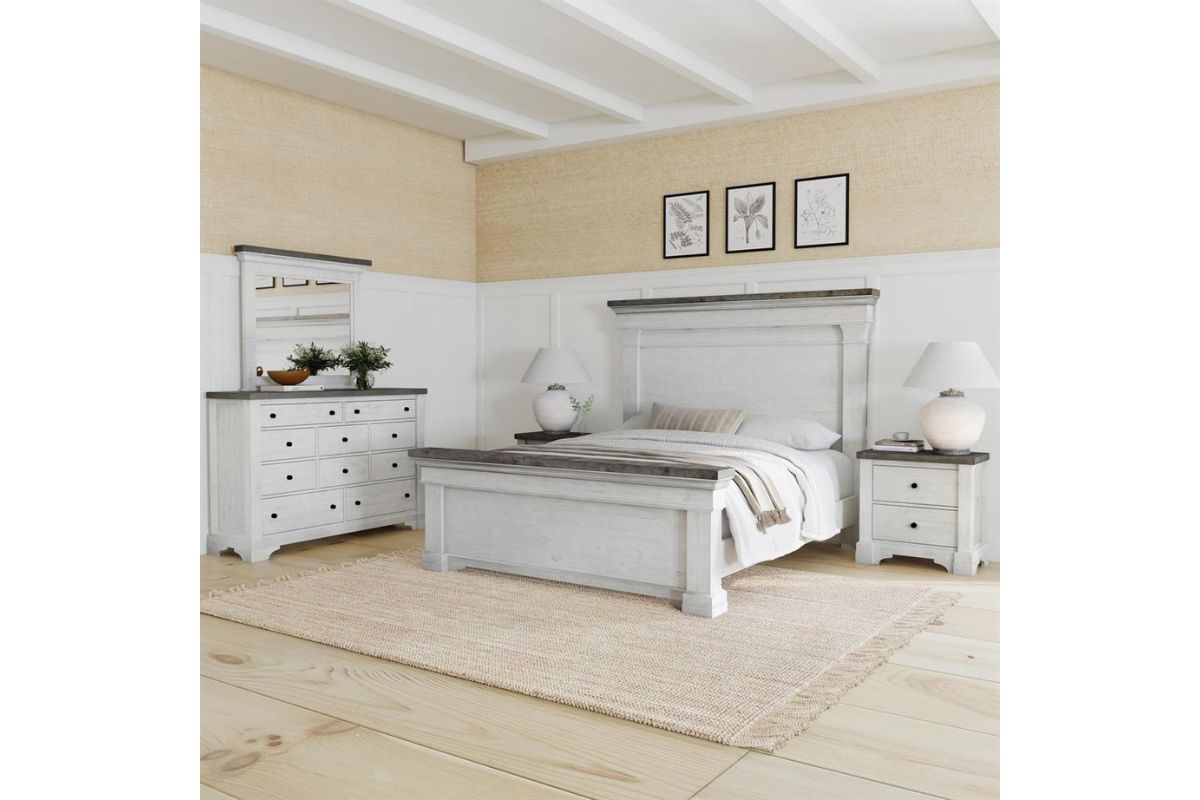 VALLEYR05:Valley Ridge Panel Bed & Dress, Styled