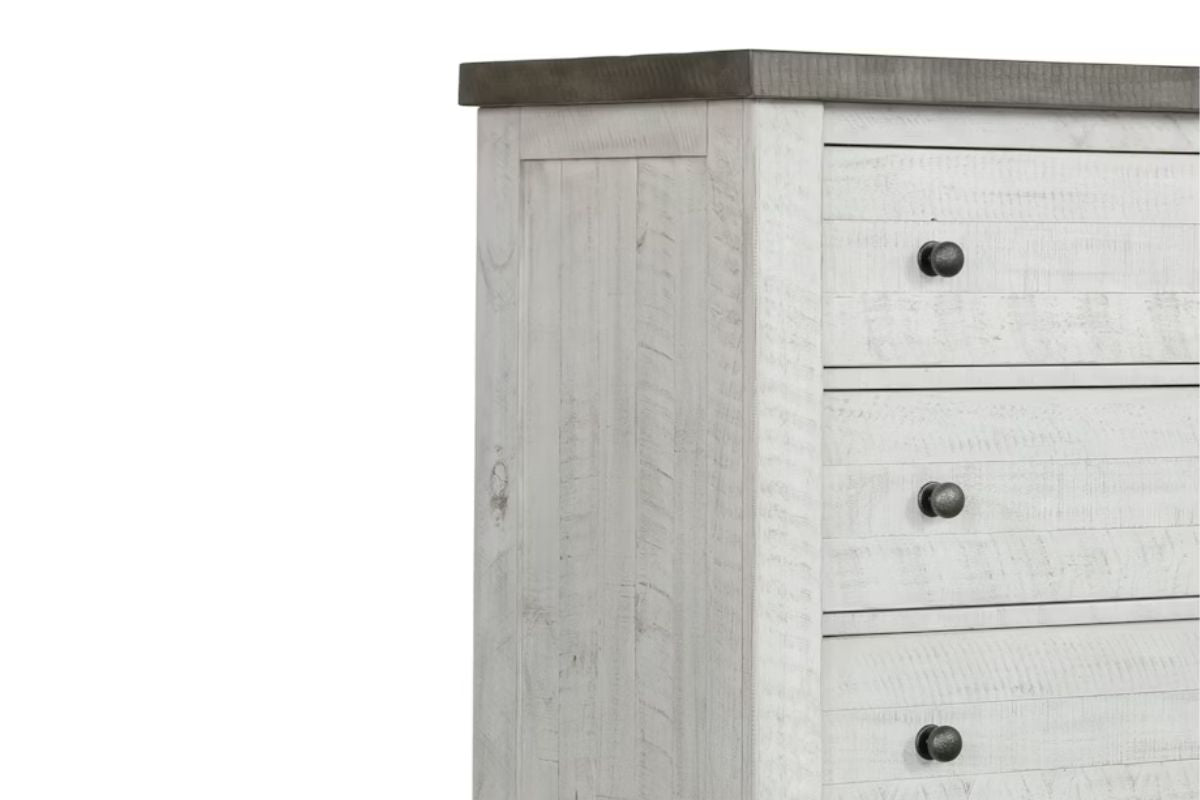114608936:Valley Ridge Chest, 