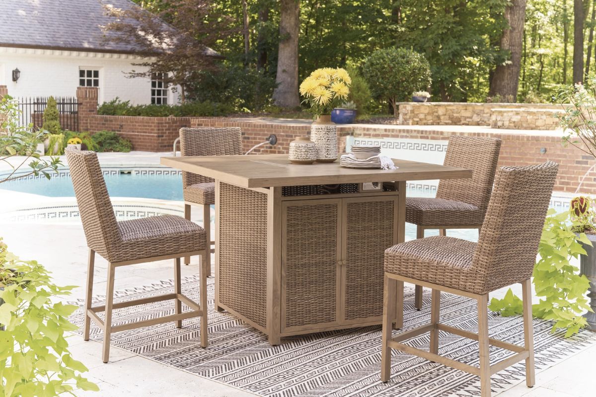 WALTONB00:Walton Bridge Patio Table & 4 , Styled