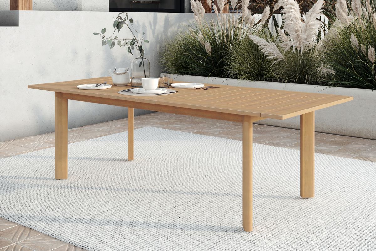 WESLEY005:Wesley Outdoor Dining Table & , Styled