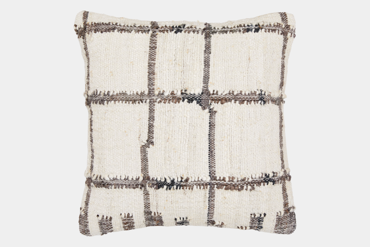 211673407:Wimings Accent Pillow, Front