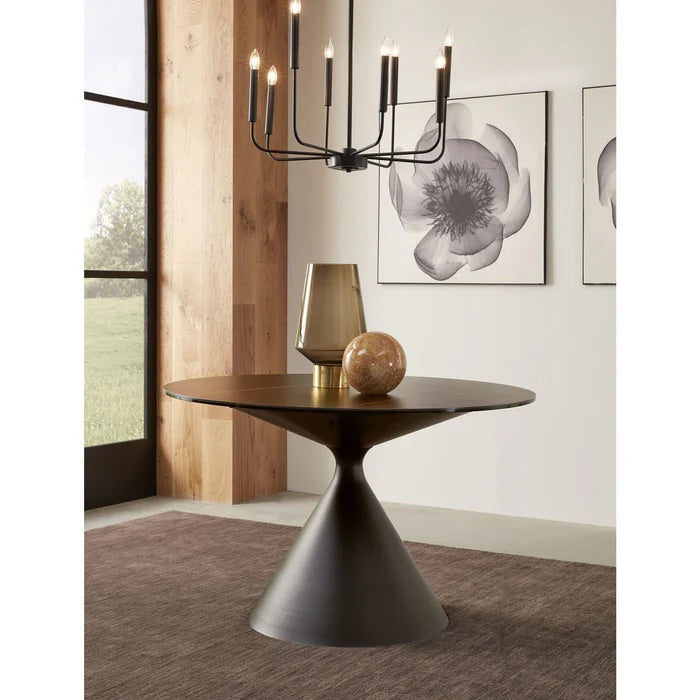 WINSTON00:Winston Round Dining Table, Styled