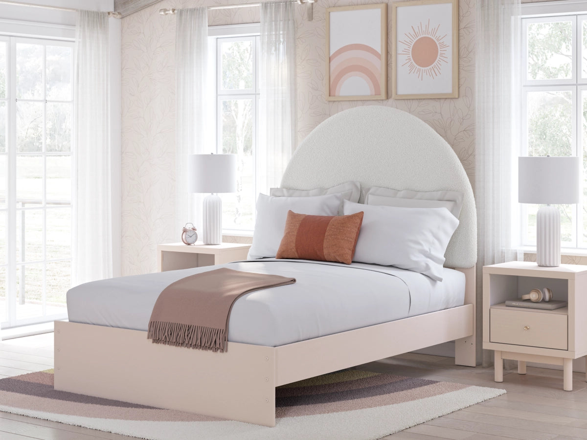 WISTENP31:Wistenpine Panel Bed, Styled
