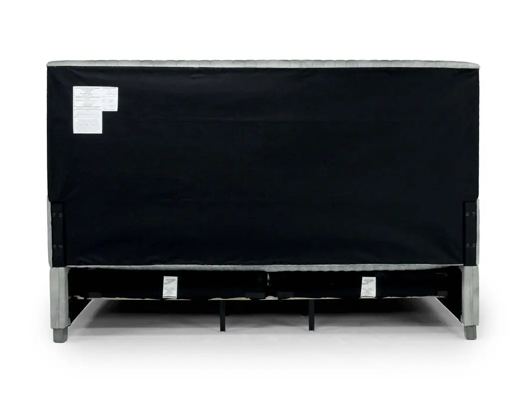 227899241:Yellowstone Panel Bed, Back