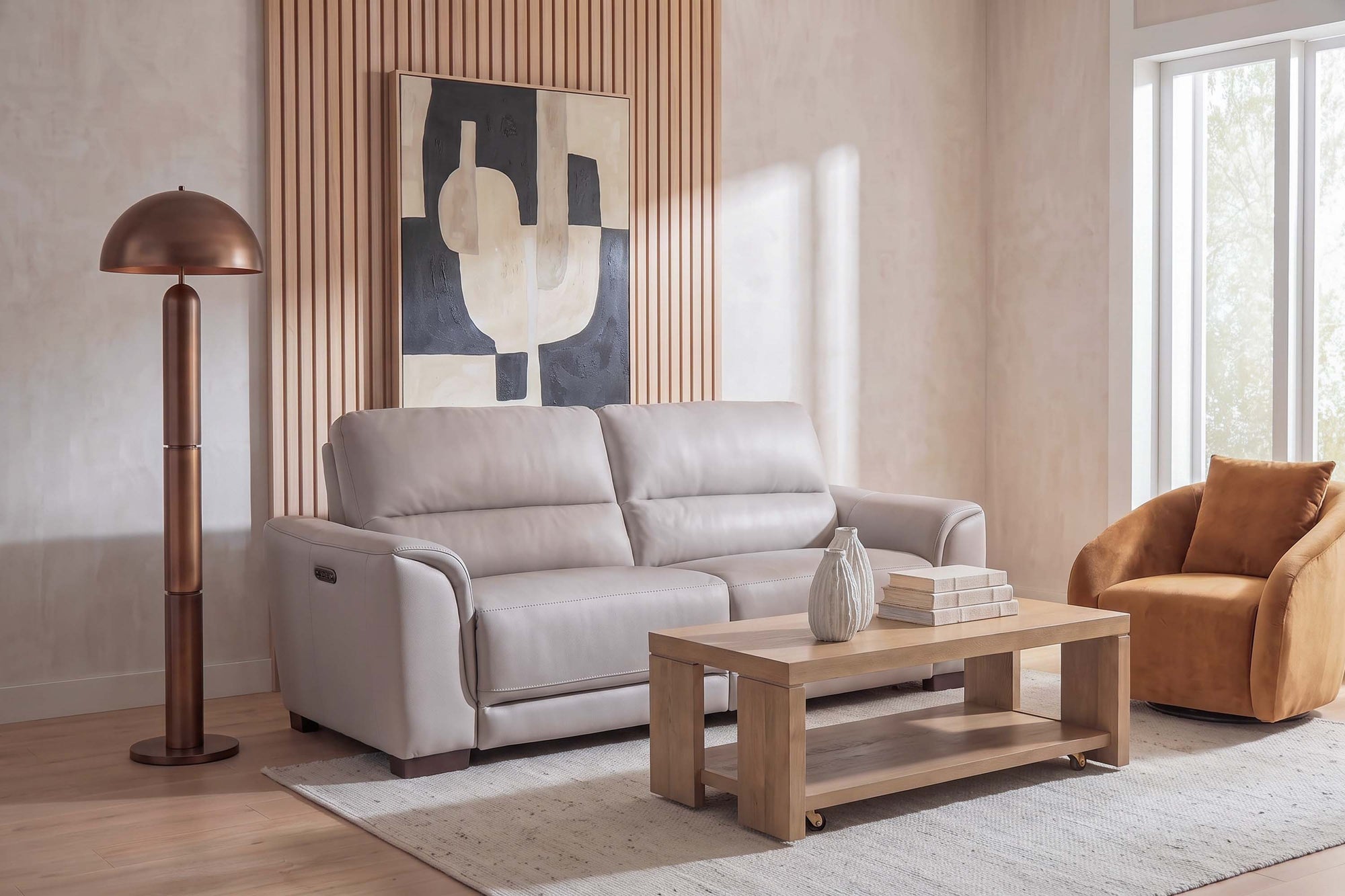 627671245:Yorkville 3 Power Sofa, Front