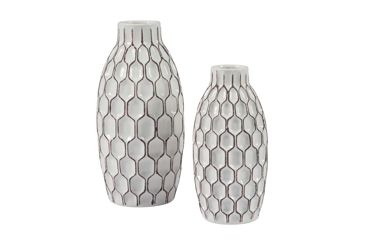 343522132:Dionna Vases in White, Set of 2, Image 1
