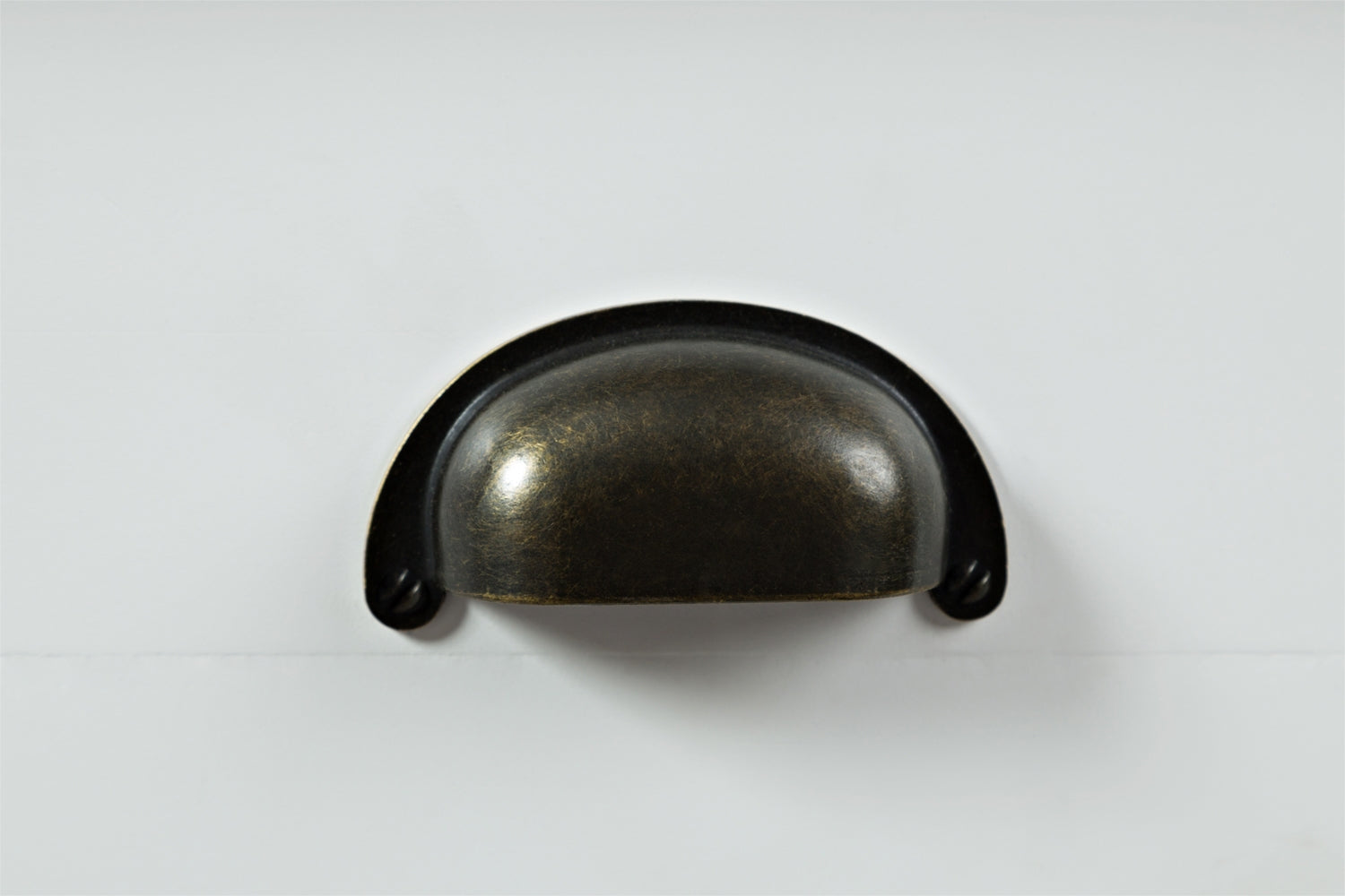 694410983:Artisans Chairside Table in White, Image 4