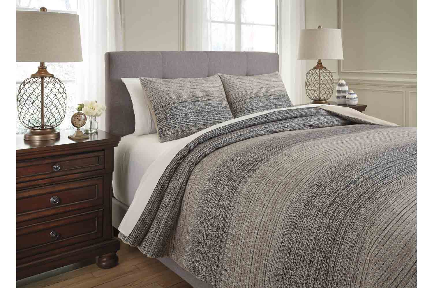 151780808:Arturo Comforter Set, Eastern King, Image 2