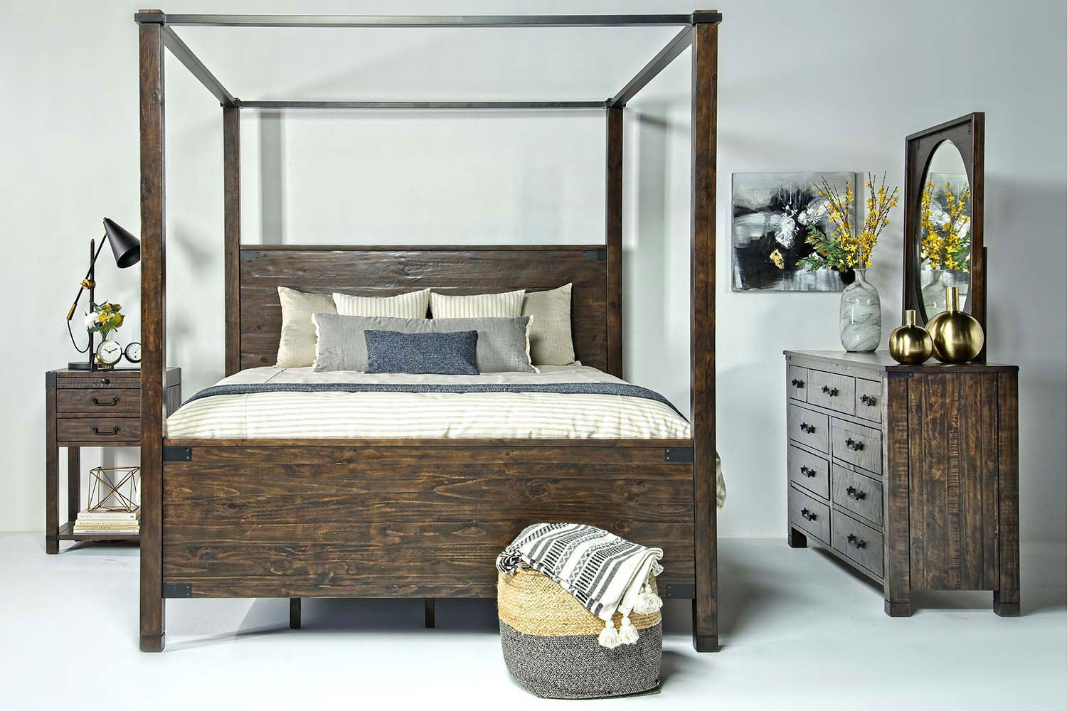 834519285:Pine Hill Canopy Bed in Brown, California King, Image 4