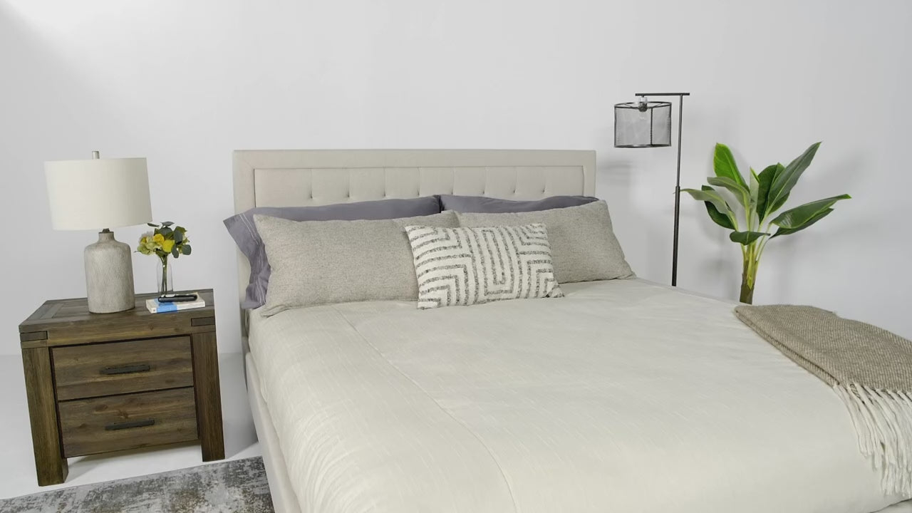 Load video: 692558807:Duo