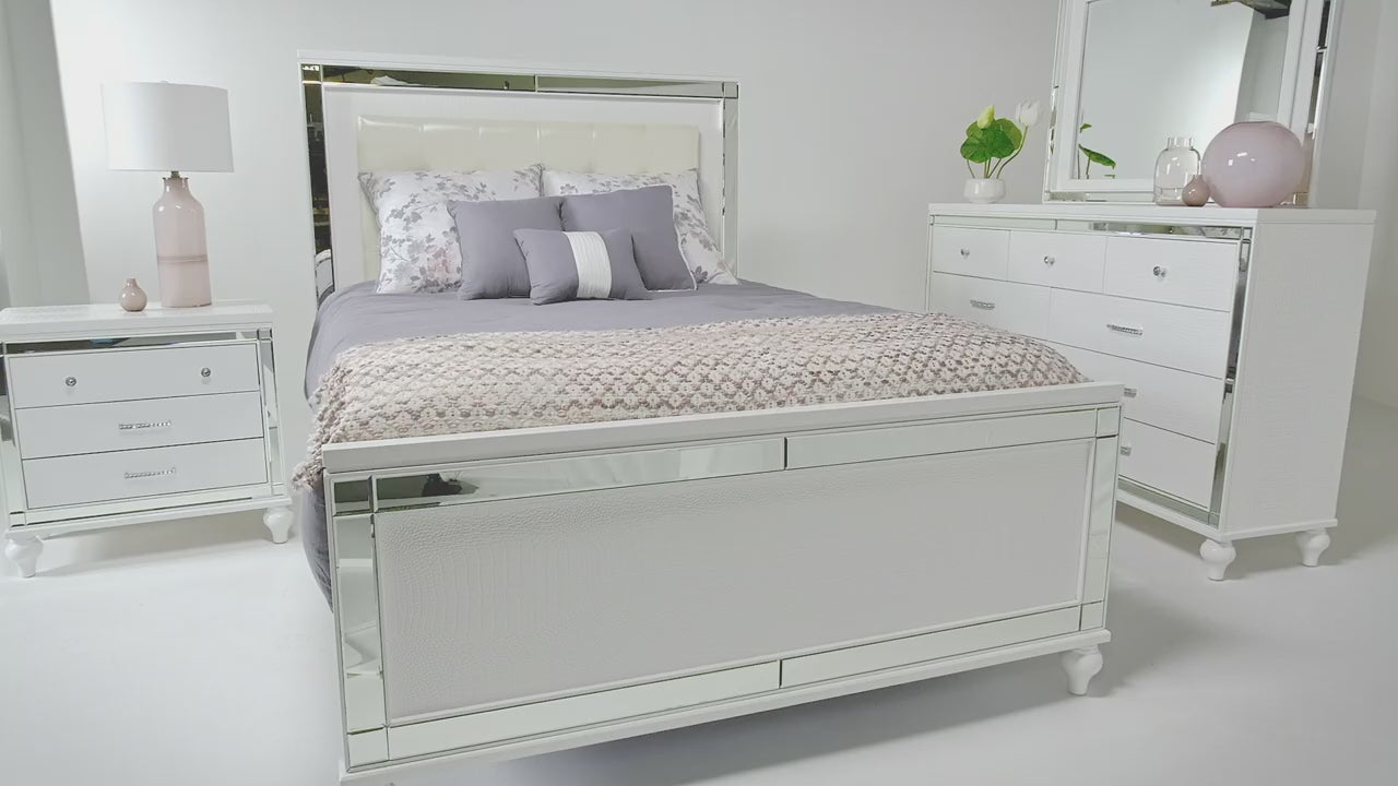 Load video: 929558437:Valentino