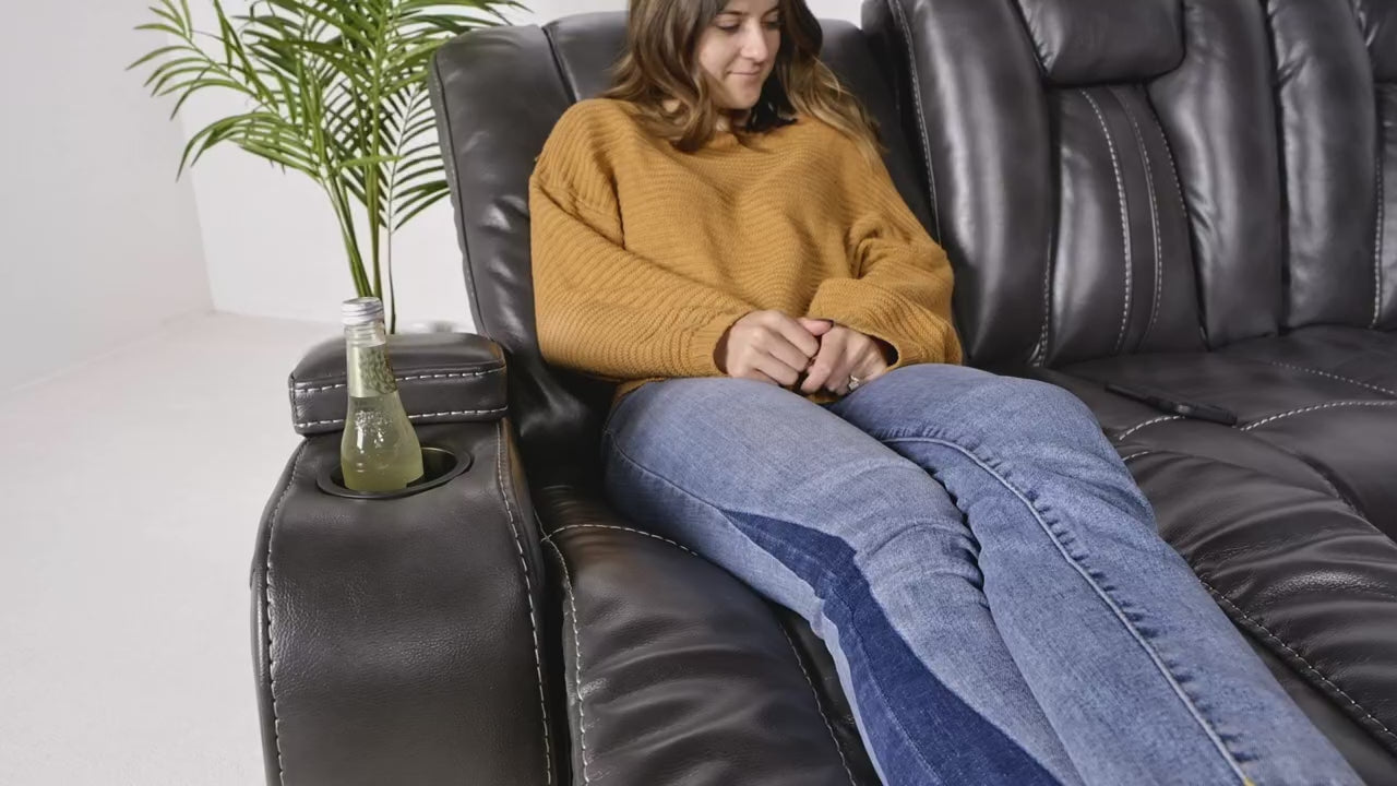 Load video: 560281437:Vega