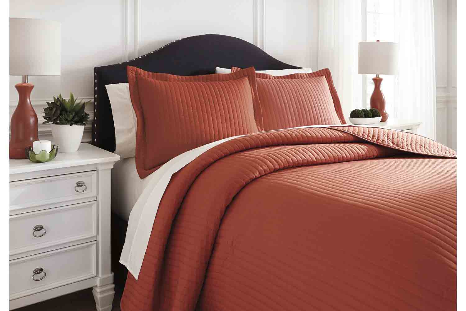 584194513:Raleda Coverlet in Orange, Eastern King, Image 2